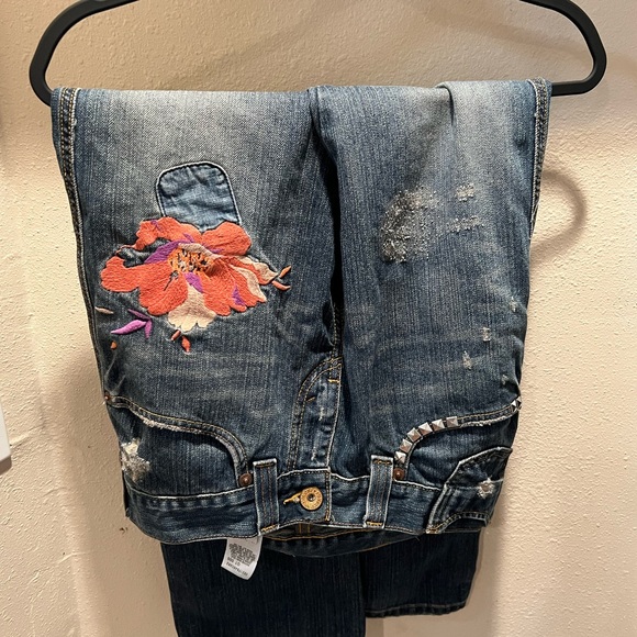 Levi’s jeans in size 7 M - Picture 9 of 15